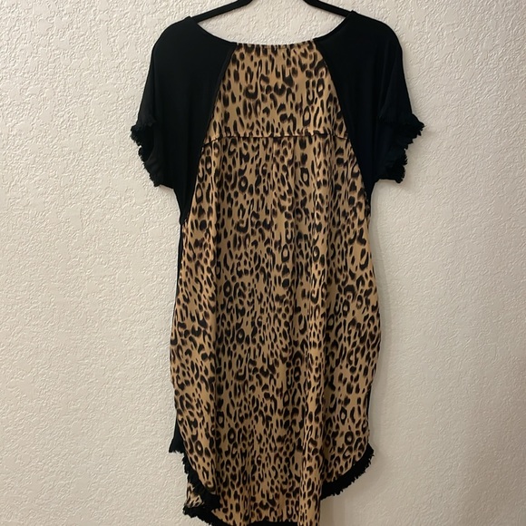 Linen Front Leopard Print Dress, Size Large - Picture 5 of 7